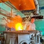 Павел Гранков посетил завод «Спецлит» в Козельском районе