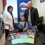 В Кузбассе продолжается акция «Собери ребенка в школу»