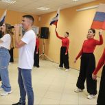 В военном госпитале Саратова для бойцов СВО провели концерт