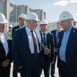 Депутаты «Единой России» проинспектировали строительство транспортной развязки на Остужева