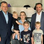 Дмитрий Афоничев и Александр Швыков помогают тульским семьям