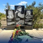 Пока живы, будем хранить память о герое – российском журналисте Андрее Стенине