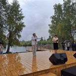 Елена Чечунова и Алексей Дронов приветствовали жителей Билимбая  на открытии благоустроенного Правленского сада