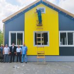 В Лебедяни активисты «Единой России» проверили ход работ по строительству сельского ФАПа