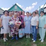Бавлинские единороссы поздравили ветерана труда с юбилеем