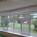 Игорь Володин помог обновить окна в детском саду поселка Садовый