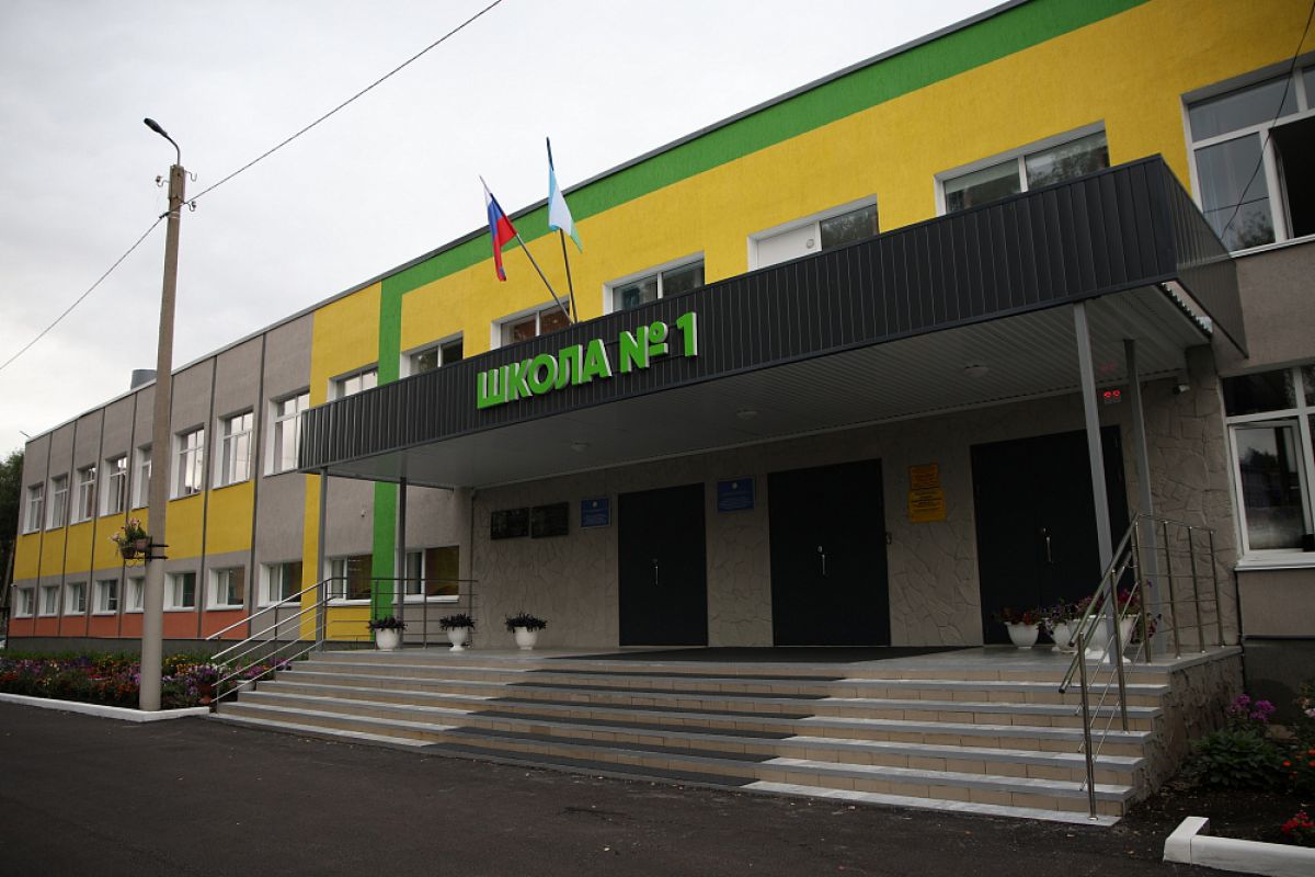 С 2022 года по всей стране капитально отремонтированы 5602 зданий школ