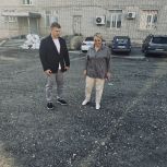 Партийный десант осмотрел состояние дороги после ремонта рядом с Рязанским педагогическим колледжем