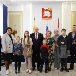 В Яльчикском округе к благотворительной акции присоединились депутаты Госсовета Чувашии и Собрания депутатов округа