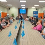 В балаковском кадровом центре в рамках «Марафона профессий-2025» провели консультацию для несовершеннолетних