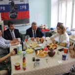 Алексей Анохин провел рад рабочих встреч в поселке Караваево