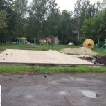 В Рязани продолжаются работы по установке новых детских площадок