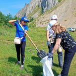 На горе Юрактау прошла экологическая акция