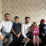Единороссы Махачкалы приняли участие в акции «Собери ребенка в школу»