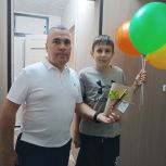 Порадовали маловишерских школьников