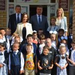 Альфия Когогина подарила портфели всем первоклассникам Агрызского района