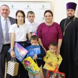 В Комсомольском муниципальном округе акция "Собери ребенка в школу" объединила неравнодушных людей