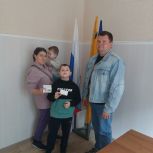 Михаил Белькевич и Максим Стрельцов приняли участие в акции «Собери ребенка в школу»