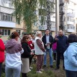 Андрей Глазунов и Григорий Именин провели встречу с жителями поселка Строитель и улицы Новоселов