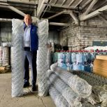 «Единая Россия» продолжает собирать гуманитарную помощь для бойцов спецоперации