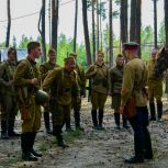 Живые уроки истории показали детям в лагере «Звездный» в Липецкой области