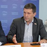 На площадке общественной приемной Председателя партии «Единая Россия» Д.А. Медведева прошла встреча, посвящённая изменениям в законодательстве о рекламе