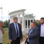 Панков призвал подать в суд на подрядчика, некачественно реконструировавшего парк в Ершове