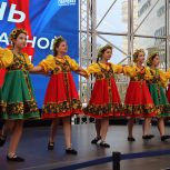 Молодогвардейцы организовали благотворительный концерт в ТРЦ VEER Mall