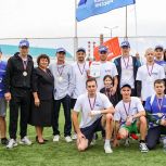 Альметьевцы отмечают День Республики мини-футболом и помощью будущим первоклассникам