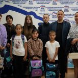 Депутаты Саратовской областной Думы помогают многодетным и семьям участников СВО собрать детей в школу