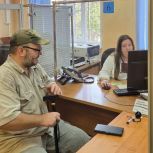 В «Единой России» участникам СВО и их семьям помогают в решении вопросов, касающихся начисления и оформления льгот и выплат