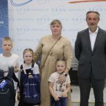 Михаил Краснянский принял участие в акции «Собери ребенка в школу»