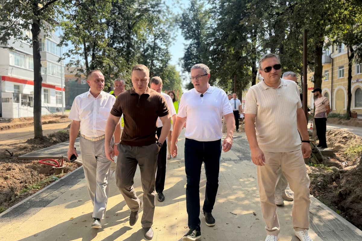 В Калуге улица Чичерина преображается на глазах
