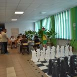 Ярко, жарко, торжественно! В Касторном отметили День физкультурника