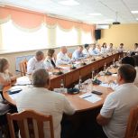 Губернатор Волгоградской области, секретарь реготделения «Единой России» Андрей Бочаров обсудил с активом Серафимовичского района развитие территории