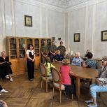 Военные, семьи участников СВО и волонтёры запада Москвы посетили экскурсию в библиотеке имени А.С. Пушкина