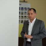 Депутат «Единой России» Артем Величко обсудил с жителями Приморского сельского поселения строительство Дома культуры
