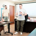 Андрей Вербицкий провел инструктаж по оказанию первой помощи для сотрудников сети гипермаркетов «Уютстрой»