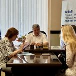 Депутат «Единой России» проконсультировал жителей Воронежа по вопросам здравоохранения и ЖКХ