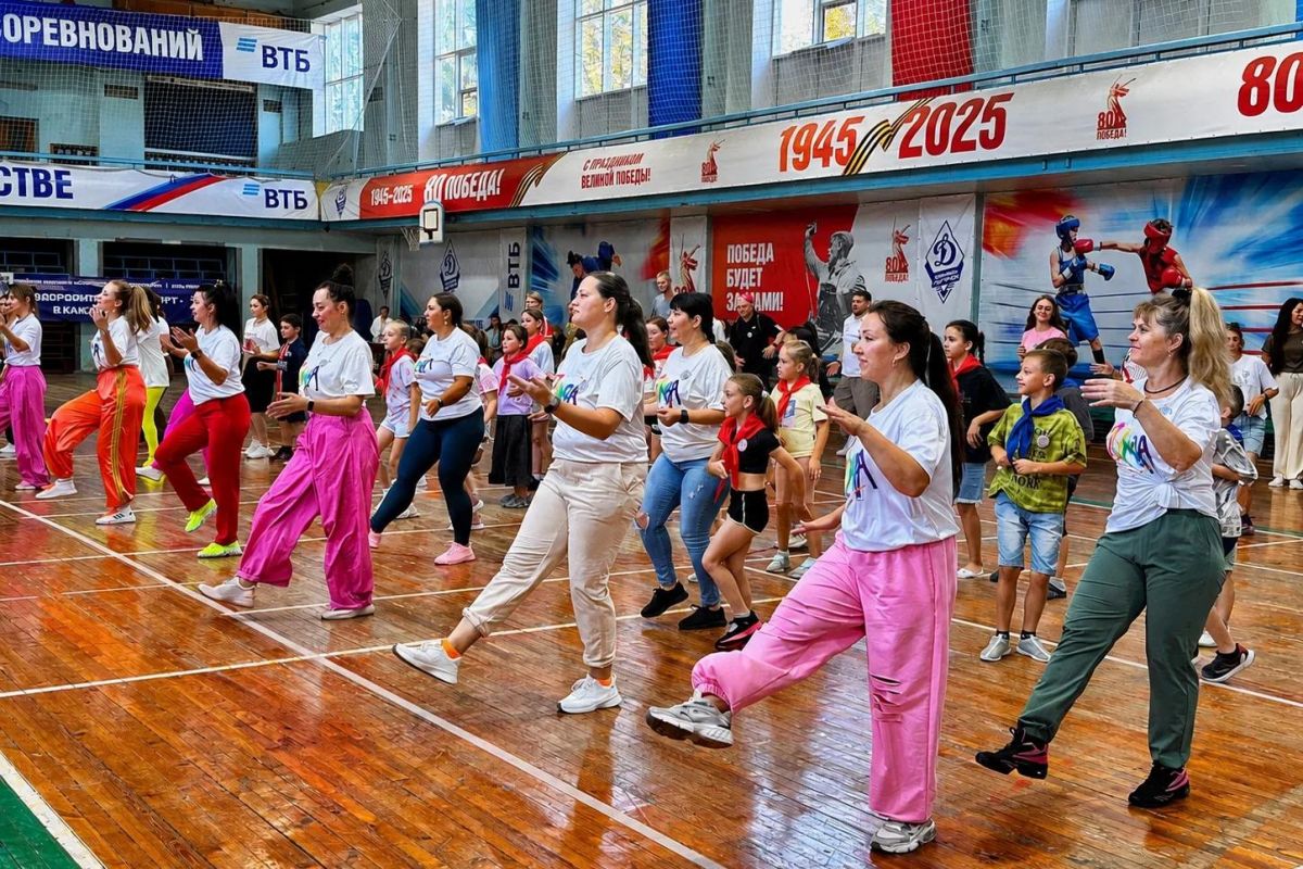 В Луганске прошёл Республиканский спортивный фестиваль «Оздоровительный спорт – в каждую семью»