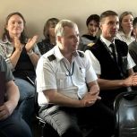 Заслуженными наградами отметили сотрудников ЧукотАВИА в  связи с  Днём Воздушного флота России