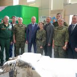 Александр Беглов и Александр Бельский посетили выставку достижений Курортного района