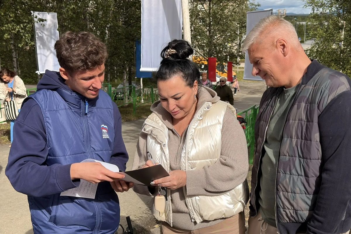 Городская акция «Дни микрорайонов: Магадан — наш общий дом» объединила жителей Снежного, Уптара и Сокола