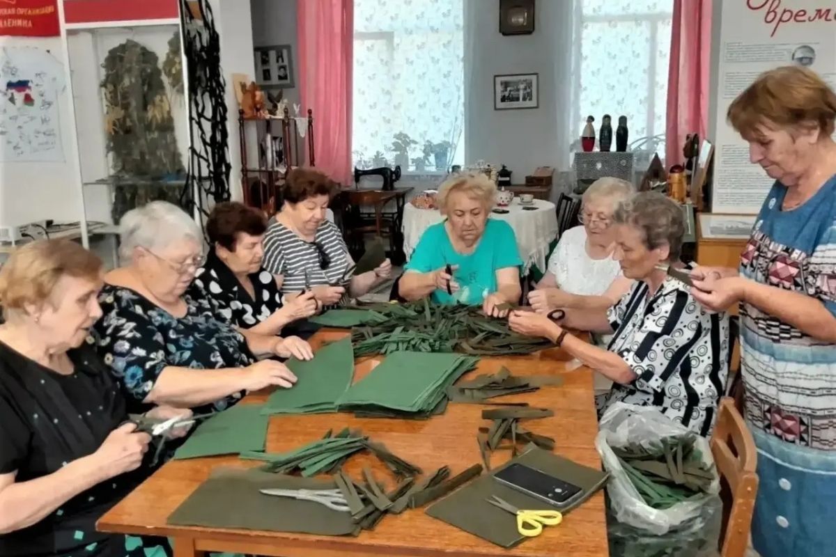 «Серебряные» волонтеры Шумерли поддержали бойцов СВО