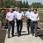 В поселке Кинельским состоялось торжественное открытие обновленного Обелиска участникам Великой Отечественной войны