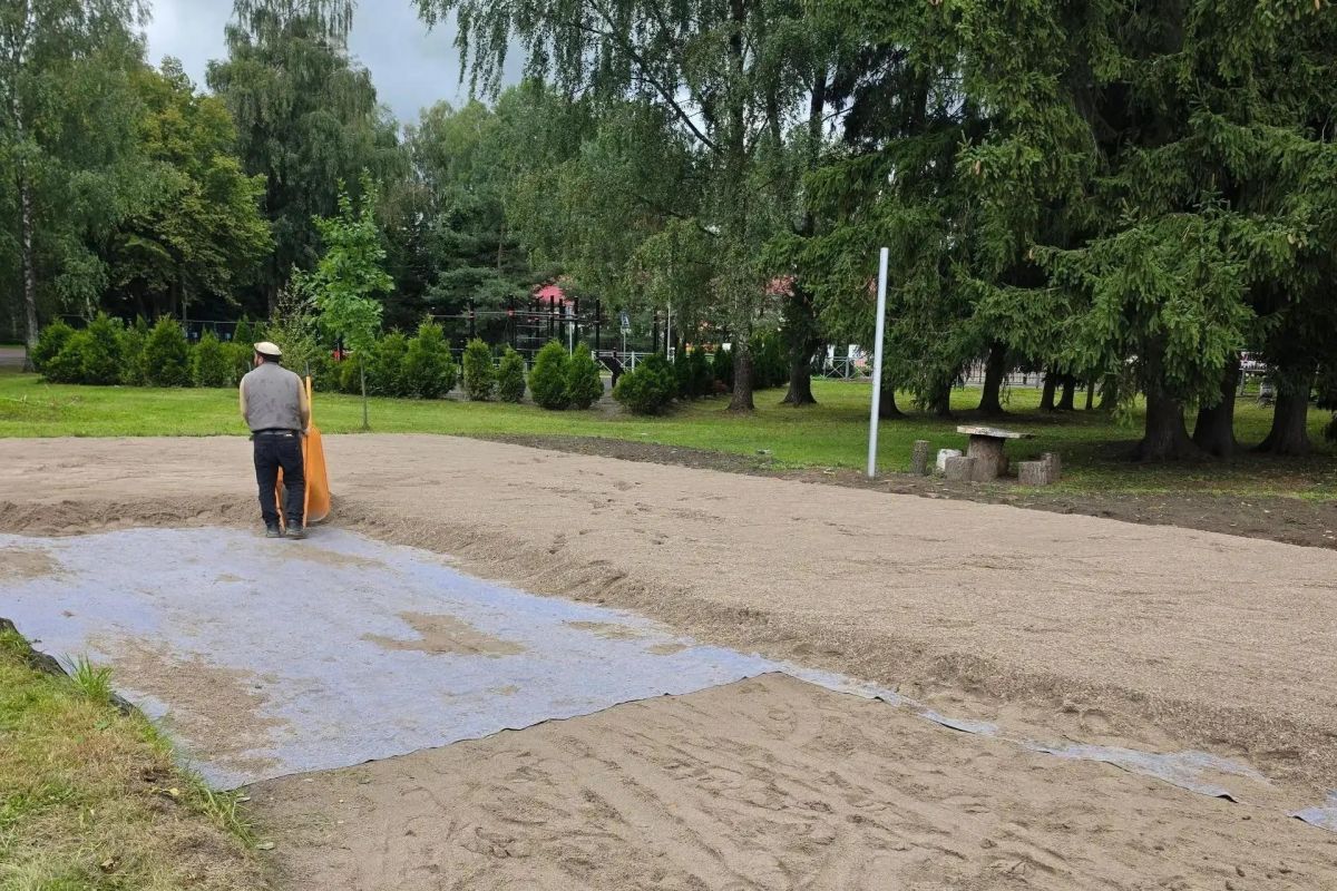 Спортивная площадка в посёлке Петрово находится в высокой степени готовности