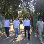 Партийцы проверили капремонт детского сада в Кисловодске и школы в Башанте