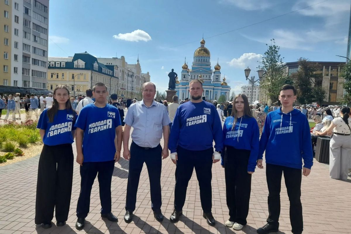 Активисты "Единой России" и "Молодой Гвардии" принимают участие в мероприятиях, посвященных 25-летию канонизации Феодора Ушакова