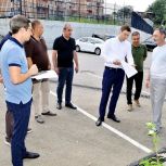 Депутат ЗСК Виктор Тепляков провёл выездное совещание по строительству детского сада в Сочи