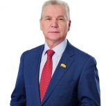 Поздравляем Николая Угаслова с присвоением почетного звания «Заслуженный строитель Российской Федерации!